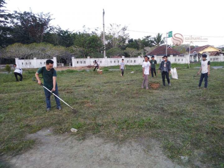 Jelang HUT RI ke-76 Tahun, Pemuda Penumangan Gelar Gotong Royong